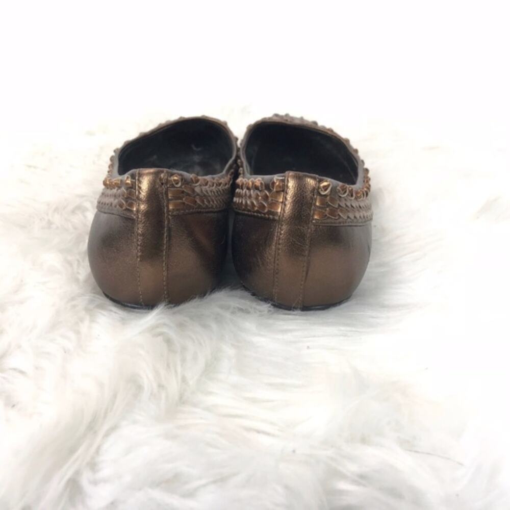 2/$30 Arturo Chiang 6.5 M Womens Copper Metallic Pleated Flats - Picture 4 of 9